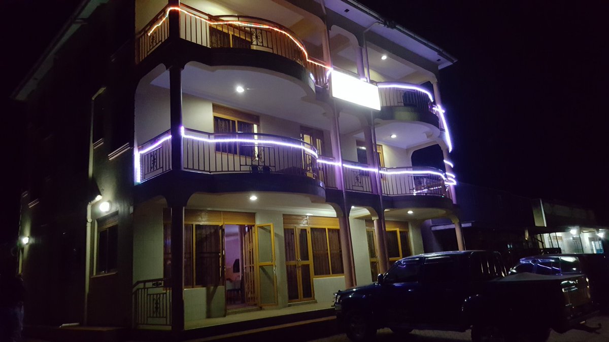 NulidaHotel's tweet photo. Nulida Hotel wishes you a happy n prosperous 2017 https://t.co/lgv2D95eZj