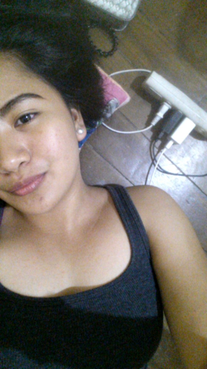 diyosallosa's tweet photo. Happy new year! 🎇🎉🎊🎉🎉🎆🎆 https://t.co/fsQ4zssFxf