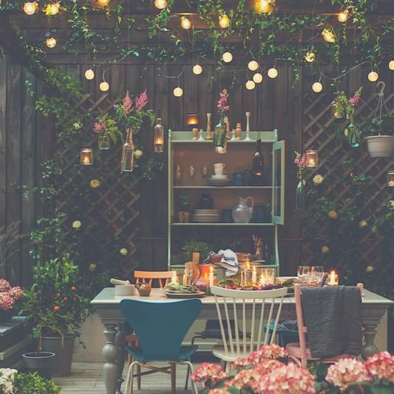 Gelukkig nieuwjaar! We wensen jullie een jaar vol (ver)bouwplezier toe, proost! #bouwreno17