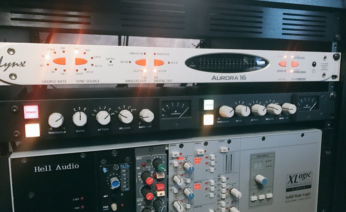 HellStudio666's tweet image. ☠Hell Studio information☠
smart research C1 ステレオバスコンプレッサー導入しました。
メタルミックスはHell Studioまで