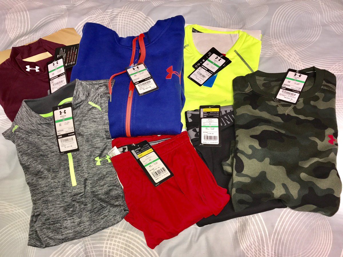 イオンモール水戸内原17初売り 時間があったので スポーツオーソリティにアンダーアーマーの 福袋を買いに 笑 10 000円 税込 で41 364円 税込 分の商品が 買ってよかった ほしいものがたくさん入ってて おすすめ選んでくれたオーソリの田村くん