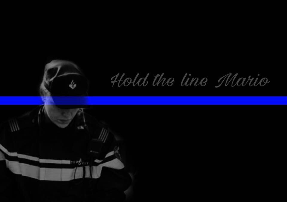 Collega Den Haag ligt nog steeds in  kritieke toestand in het zkh. Collega's werden bekogeld tijdens de reanimatie...Sterkte Mario