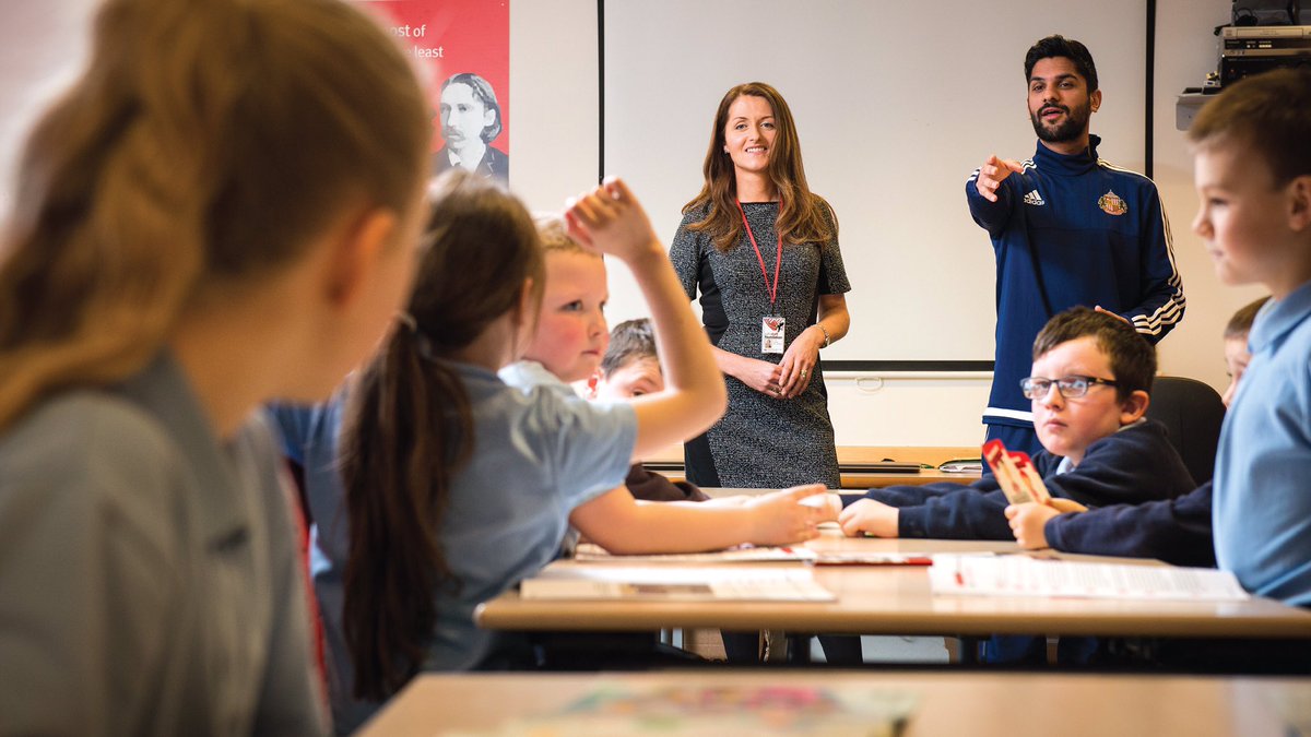 SAFCFoL's tweet photo. AUGUST: Places at the Beacon of Light School are oversubscribed after receiving almost 100 applications https://t.co/64r2oLv7S5 #FoL2016 https://t.co/HPXyxwnTYh