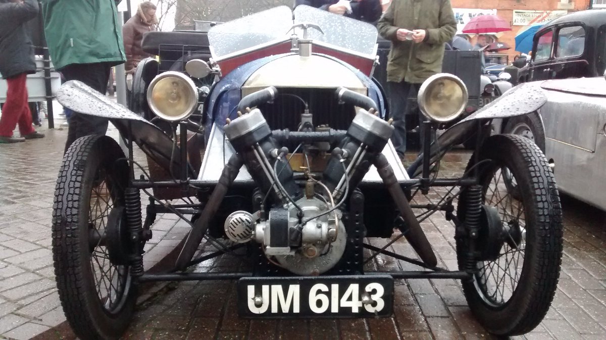 apeterbrown's tweet photo. New Year's Day classic car meet at Stony Stratford #SSCCM https://t.co/PPRIhf3NPO