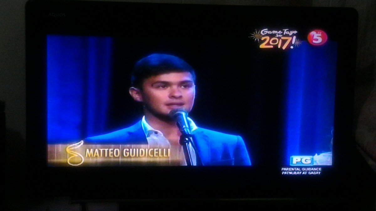 tetayazana's tweet photo. @mateoguidicelli #host #AwitAwards2016 now on TV5 ๐บ https://t.co/YJT5h1yeRj