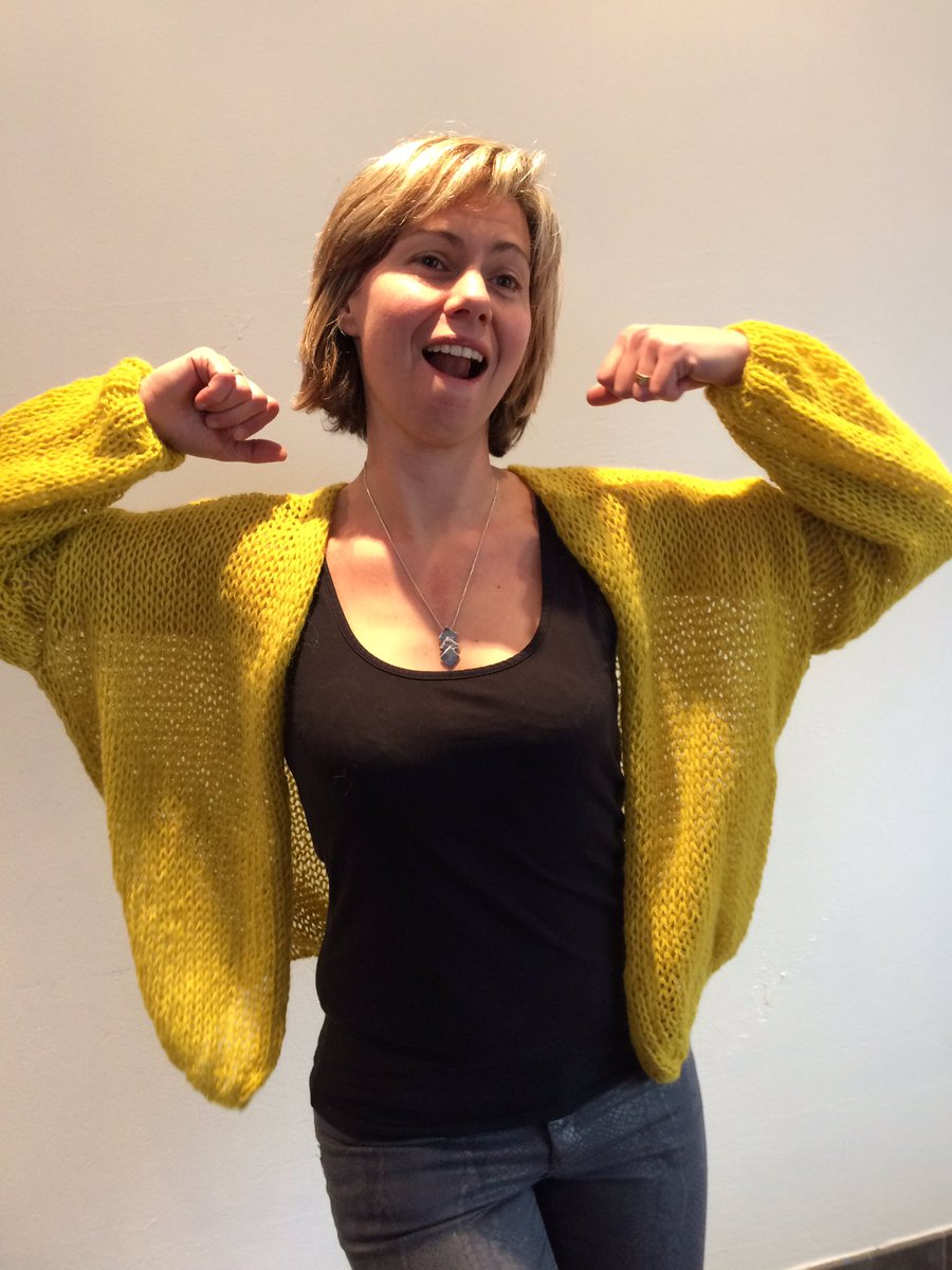 crealles's tweet photo. Ook in 2017 #breien we #Bernadette #vest met prachtige alpaca garens gekocht via https://t.co/LgBciYGKtN #knitting #handmade by greta pollet https://t.co/U6Yz9oGckJ