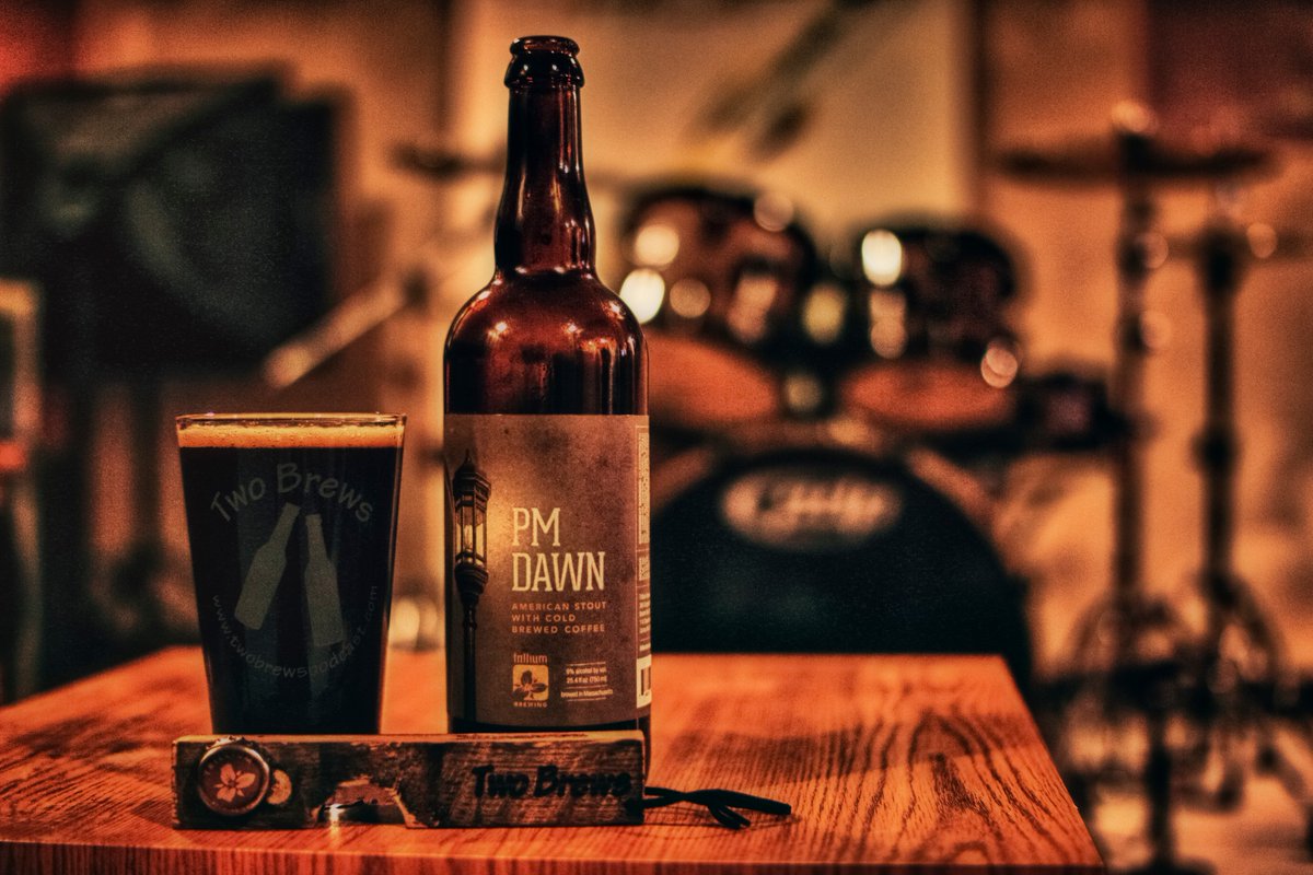 twobrewspodcast's tweet image. Happy New Year from Two Brews! #midnightpic #newyear