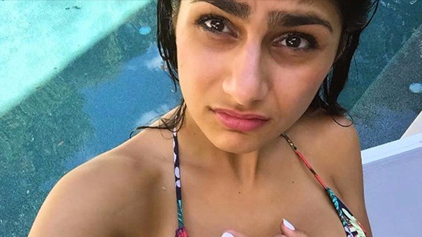 Studio92's tweet photo. 🚨🔥🙀
#EnEl2016
¡La vez que #MiaKhalifa habló sobre las dificultades de tener pechos grandes! https://t.co/IEivt8sXRo https://t.co/VIYPemuGPv