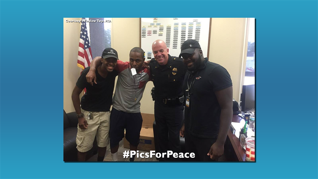 FollowSJNews's tweet photo. #BestoftheYear #PicsForPeace went viral, residents post pics with police to celebrate peace: https://t.co/jPnqosZDEB https://t.co/gbjA5CFZYG