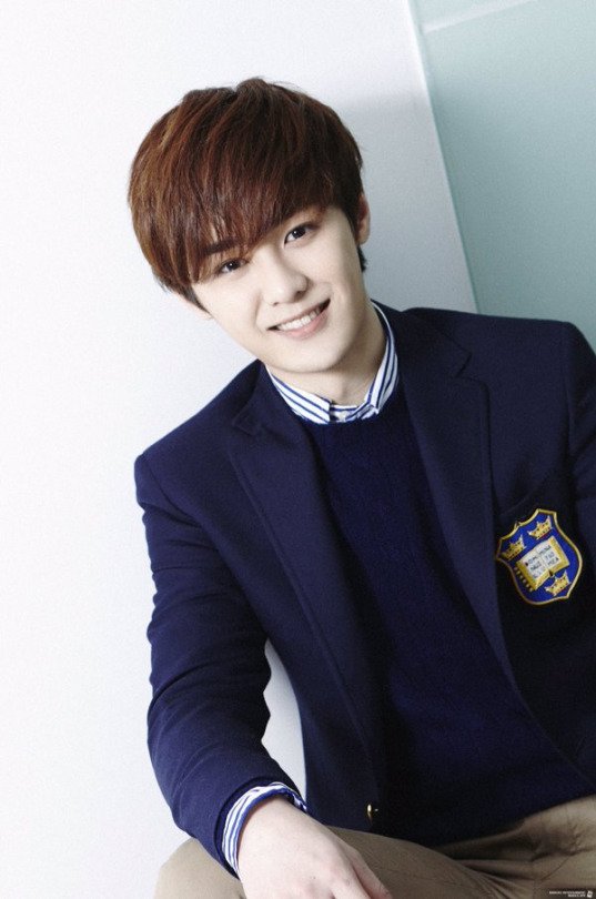 C4RPENTERGIRL's tweet photo. #HappyKunDay #SMROOKIES ❤✨💞 https://t.co/h97gVKdU4F