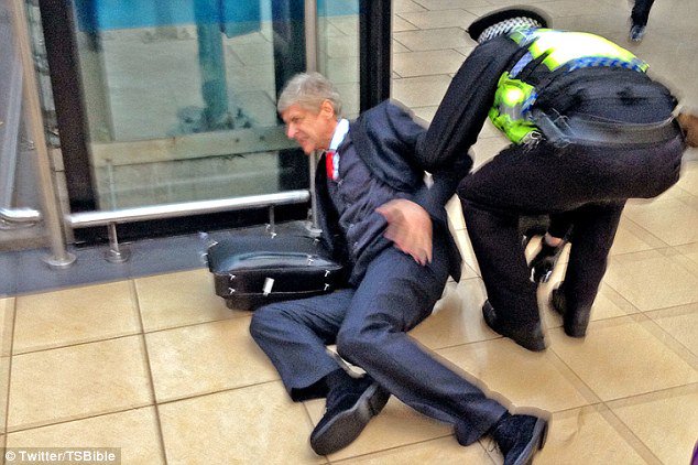ArsenalReport's tweet image. Wenger is the only man who gets shitfaced and fights police officers on New Years Eve but still look stylish doing so.