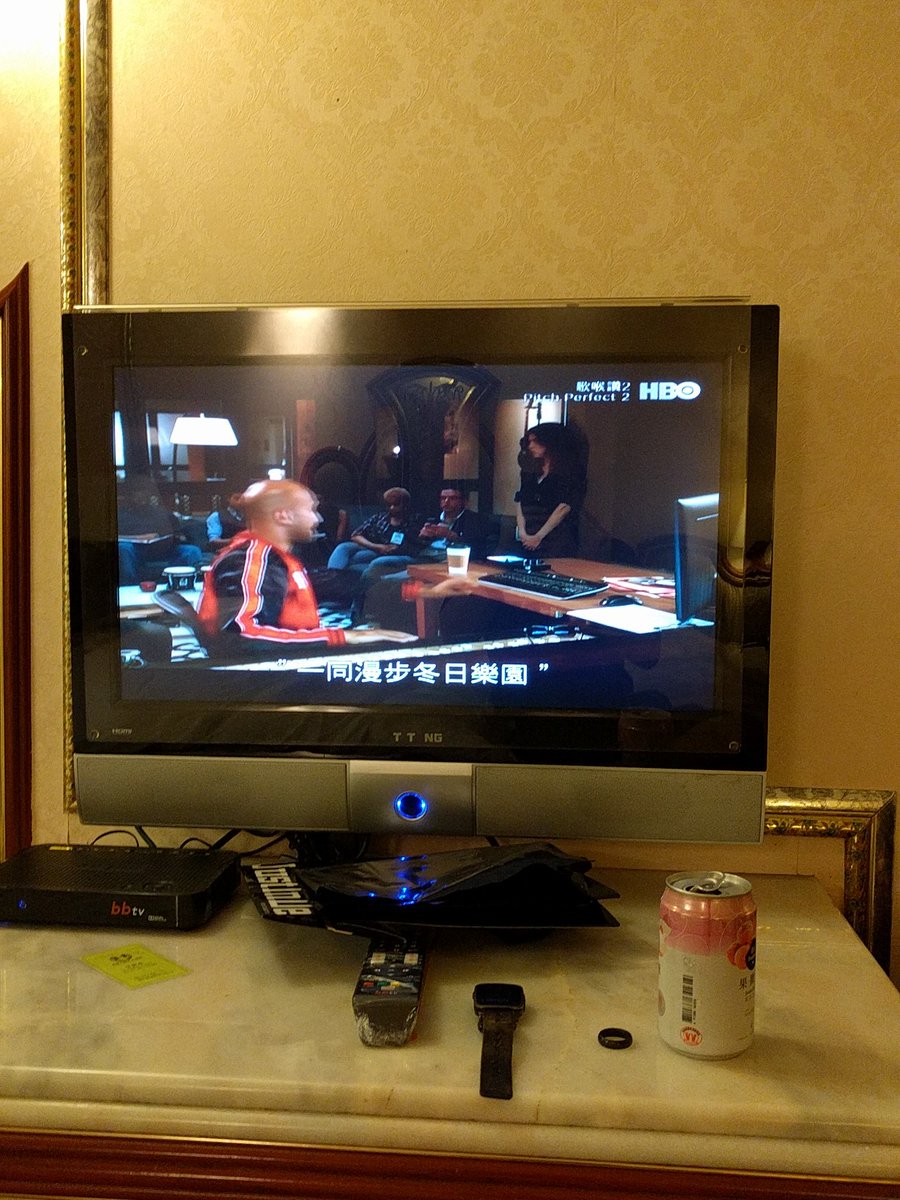 chatorageux's tweet photo. @silverbtf Chinese subs! Omg we #jmqs in different countries! <3 https://t.co/KwZDwHMI5D