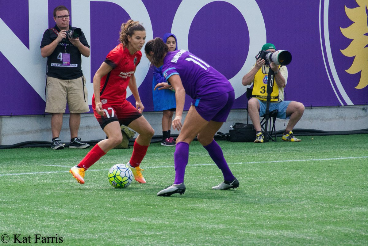 FarrisPhotos's tweet photo. Happy #GamefaceDay 2017!!!
Is it time to soccer again plz? https://t.co/bwxzdWFM7o