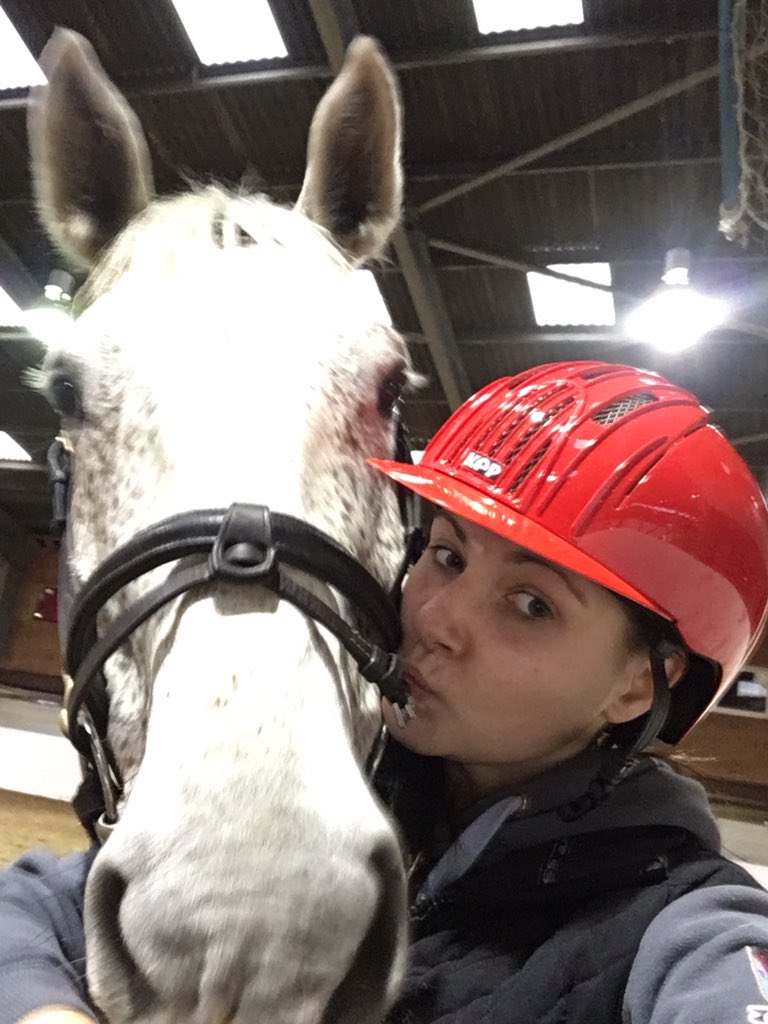 AlexOldbury's tweet photo. First ride of 2017 done on the grey beast #kaztaar #HappyNewYearEveryone https://t.co/cQ4AD8UTG0