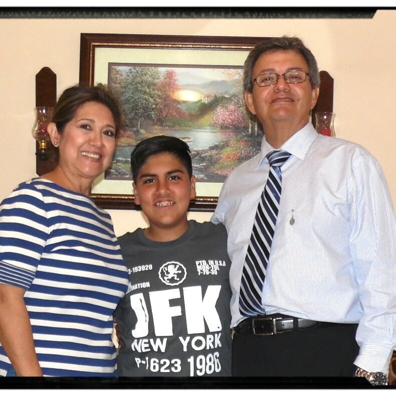 Te extrañaremos como lo que fuiste un gran padre, tío, abuelo, y sobre todo una gran persona