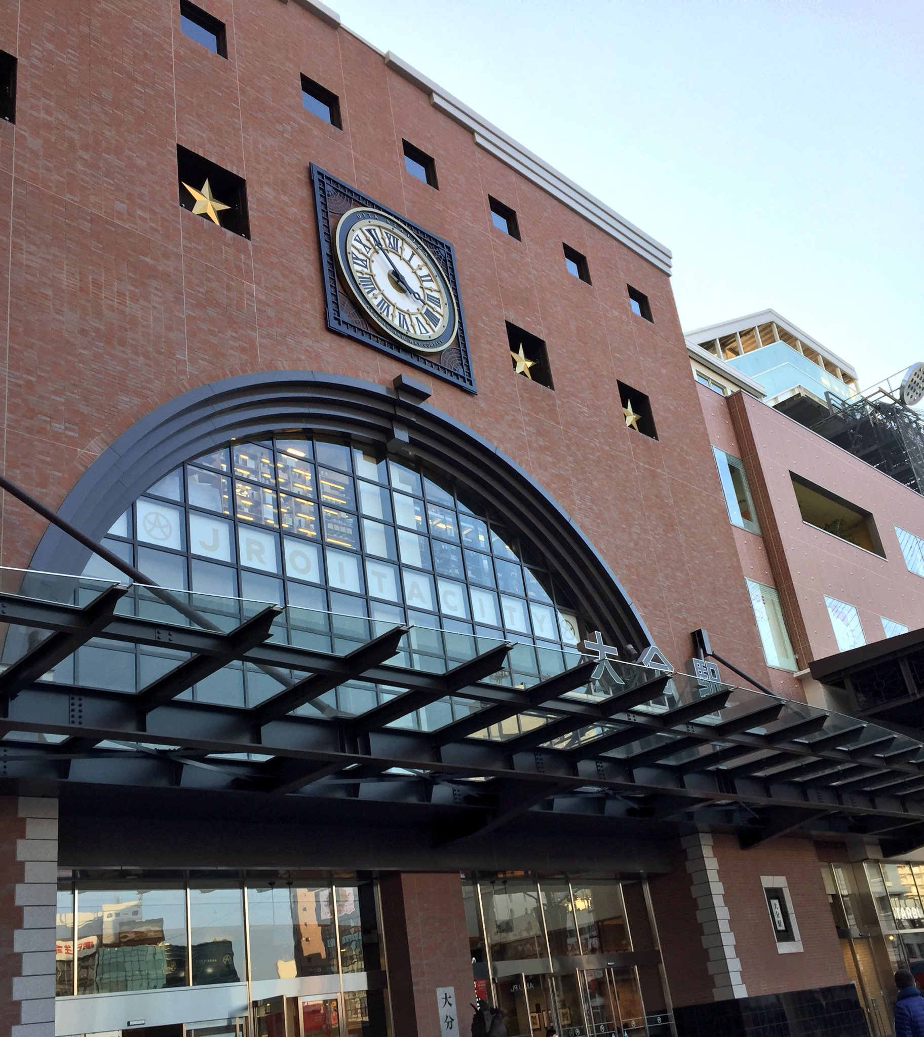 種﨑敦美 種崎敦美 Twitterren 大分駅に映画 館出来ててビックリしましたー 元旦から家族みんなでポッピンq観てきました N 楽しんでもらえたみたいで良かったです N 大分県のお客様の反応 気になったりして お正月に家族でポッピンq いかがでーすか