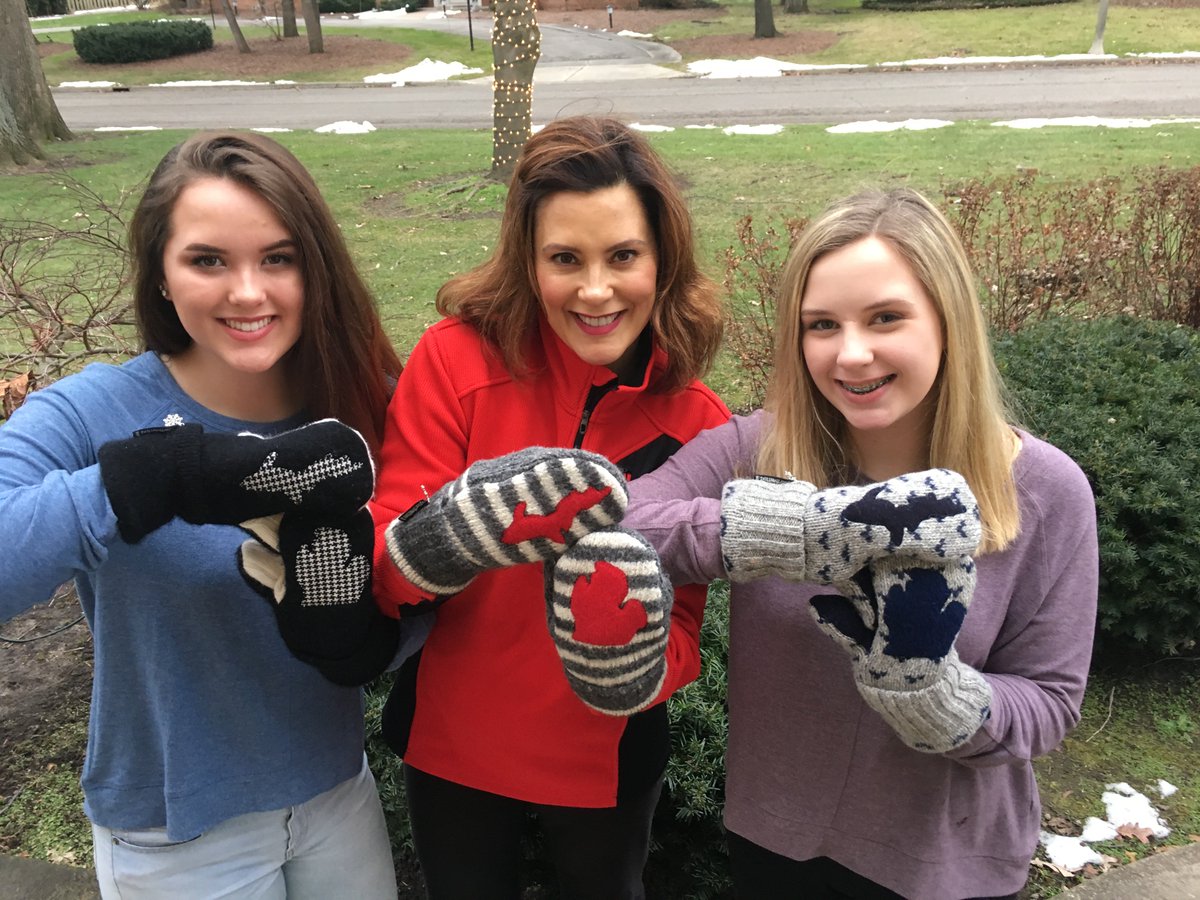 Governor Gretchen Whitmer On Twitter Happy New Year To Everyone Across Michigan May We Join Together To Move Our State Forward In 2017