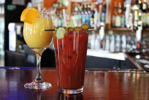 sconniebar's tweet image. 2017 if finally here! Kick that hangover with some nachos and our 2 for 1 Mimosas and $5 Bloody's all day long.