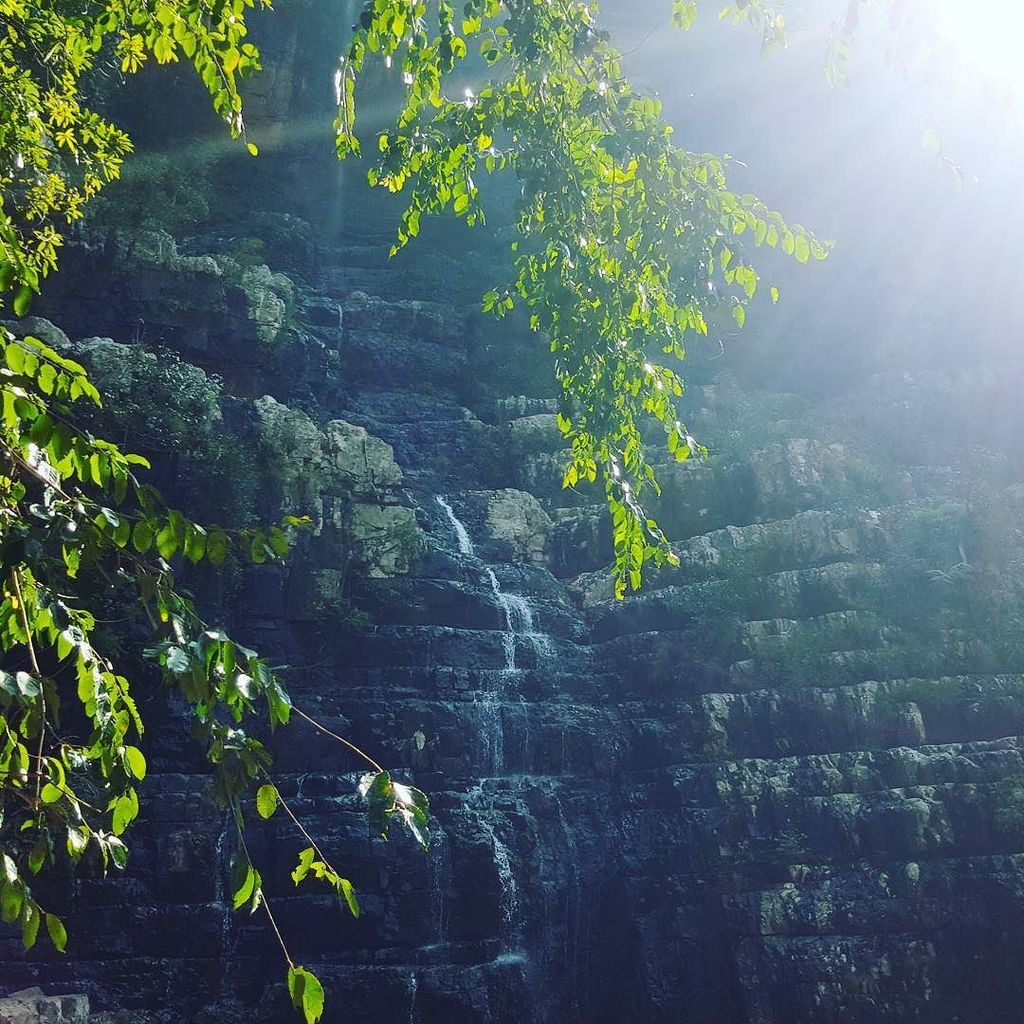 unchartedsoul26's tweet photo. #Waterfalls #lowstream #winter #naturephotography #sunshine #sunset #photography #MobileCa… https://t.co/DIH3MBh2Br https://t.co/upB6uhBOvE