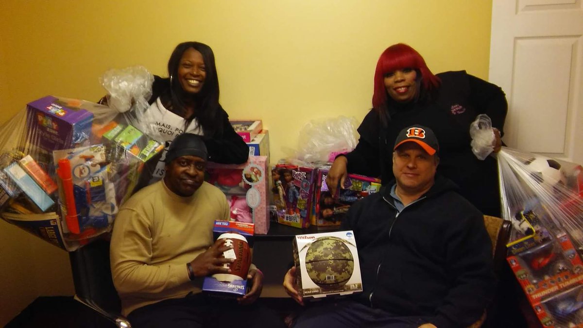 A special thanks to Ms. Lisa for donating toys to our kids for Christmas!!