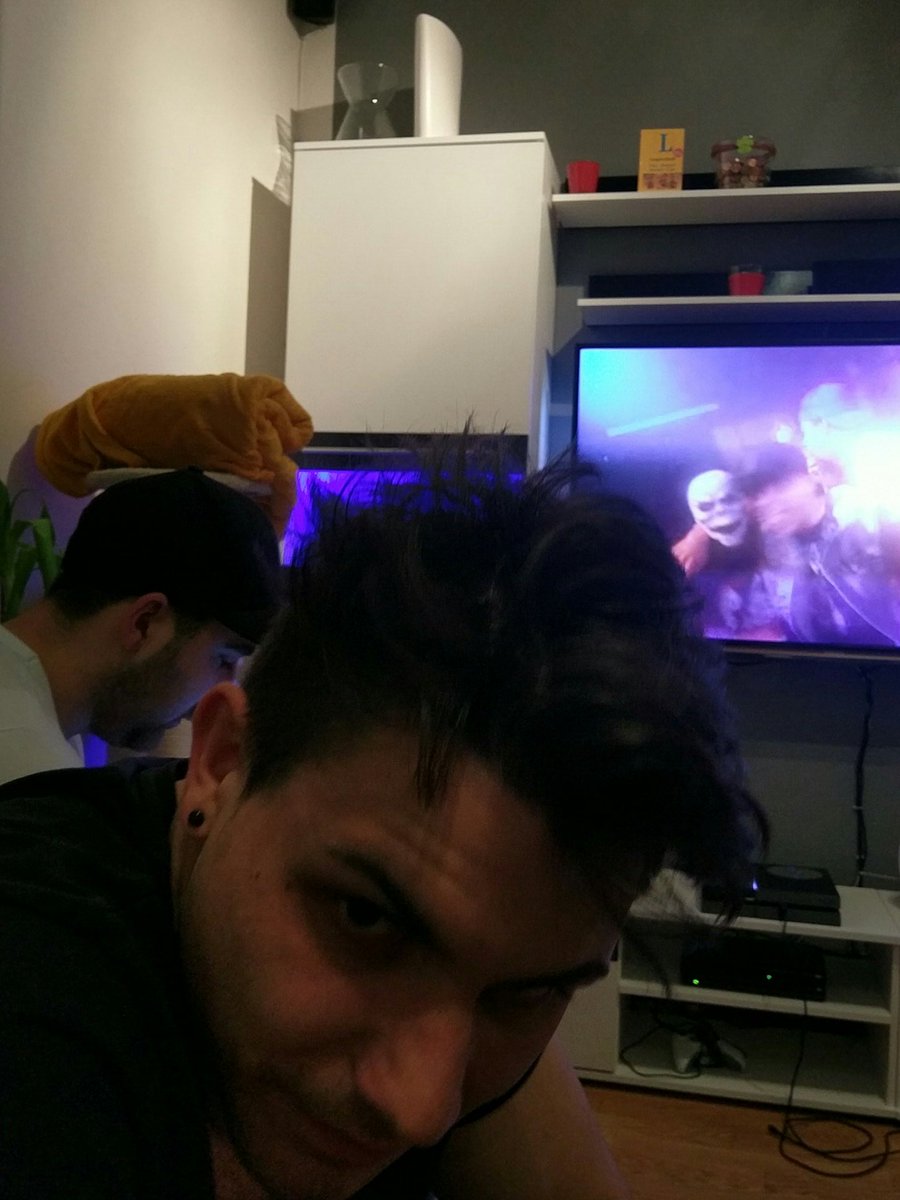 DerEchteFlash's tweet image. #flashboy