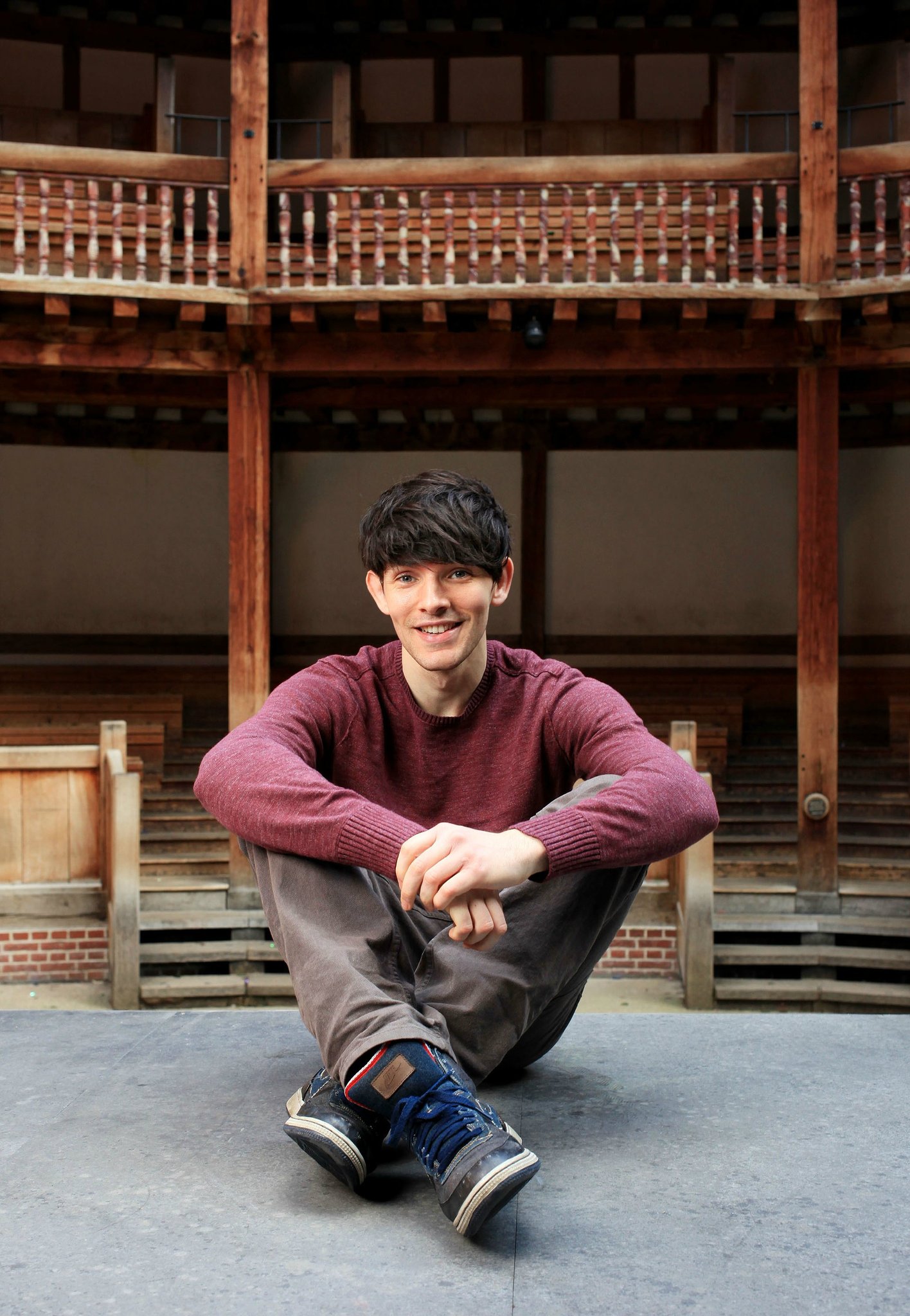 Happy birthday! Bon anniversaire !    ! Colin Morgan   (I don\t own this photo) 