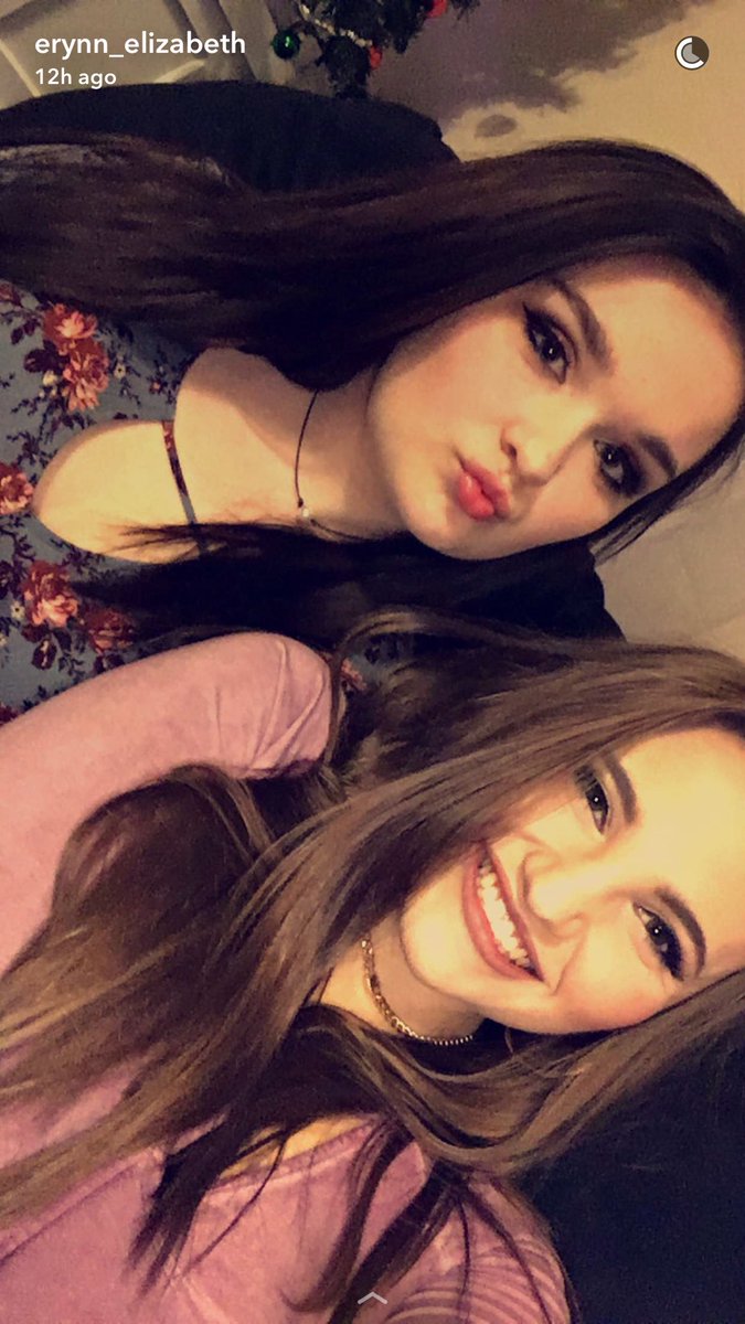 _eerynnn's tweet photo. new year, better friends https://t.co/CTZkDf8t5s