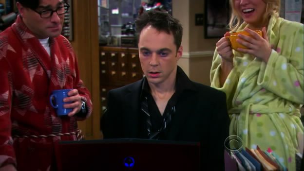 DSheldon_Cooper's tweet photo. Cuando los amigos te enseñan tus fotos de ayer. https://t.co/n9855gsS65