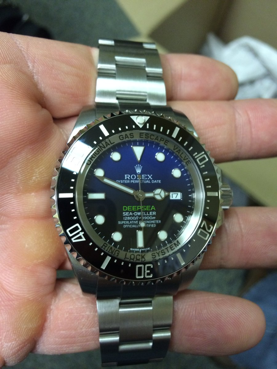 Kr3st's tweet photo. James Cameron DeepSea Sea-Dweller. Brand new. You wonโt see this again for my price. Donโt waste my time if you donโt know. #needlotion https://t.co/ioMP5QjTp3