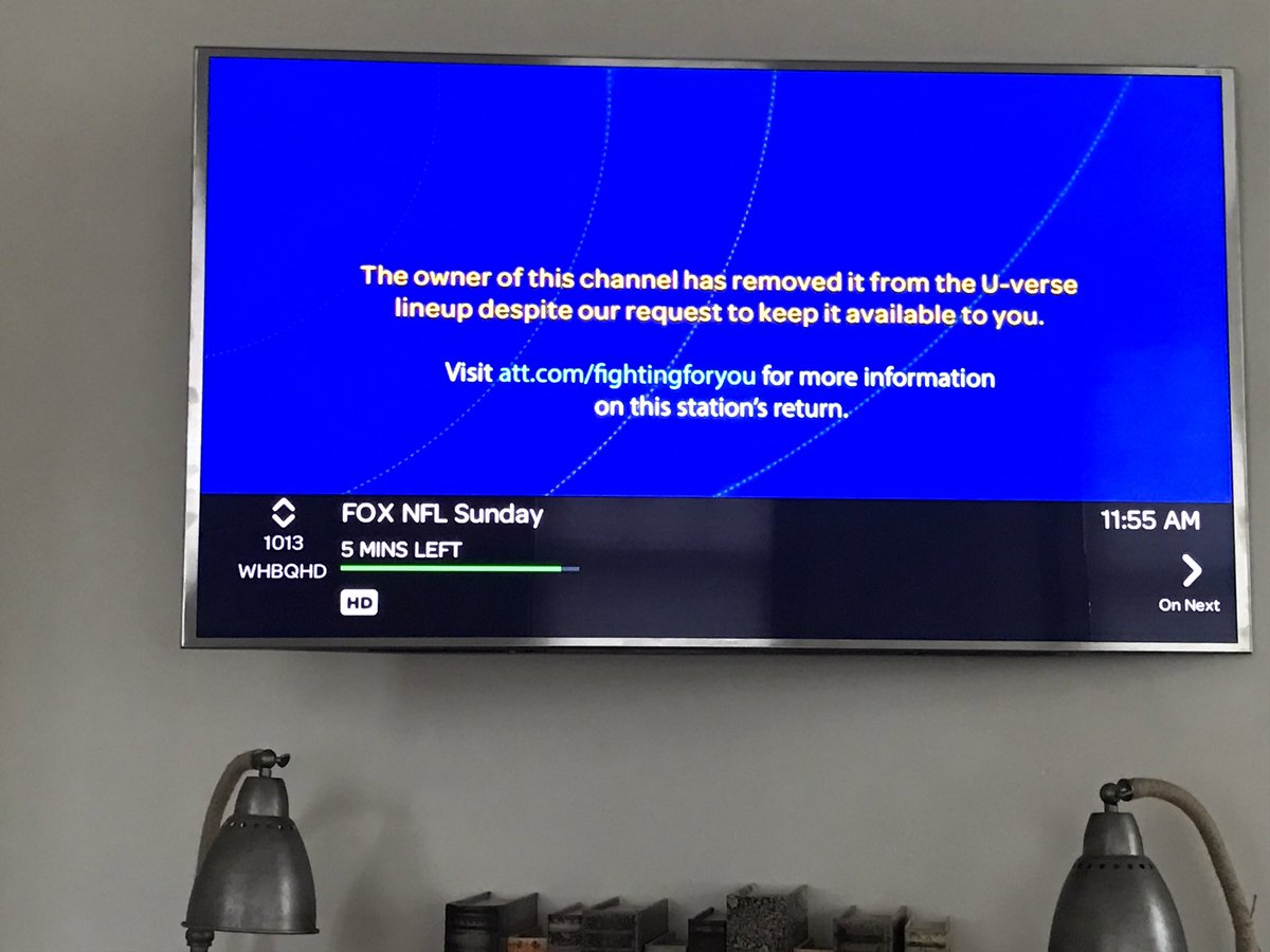 ZBusey's tweet photo. Oh come on, @Uverse—what is all of this? I thought we were leaving 2016 in 2016. #UverseFail https://t.co/weDrRhXmrP