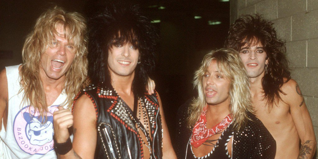 Don't Be These Guys: The Worst Grooming Trends of All Time bit.ly/2iy1tyW