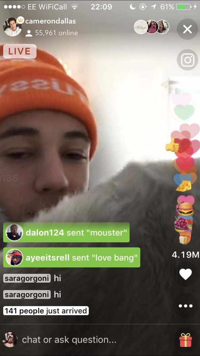 CameronDallasPy's tweet image. #ChasingCameronOnNetflix @camerondallas