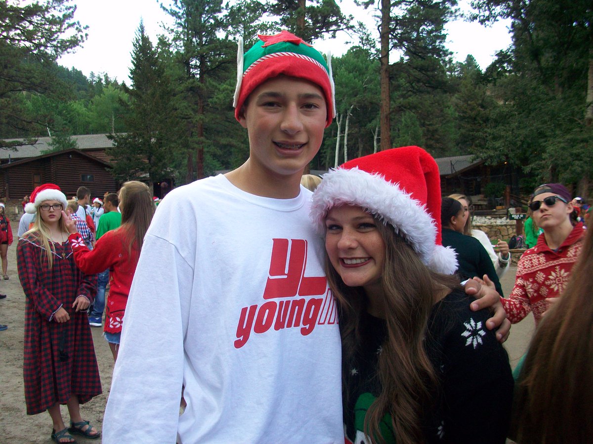 amandaarose18's tweet photo. Hbd you goon❣ have a great day ily!! @sam_bardwell3 https://t.co/La4A26sk9j