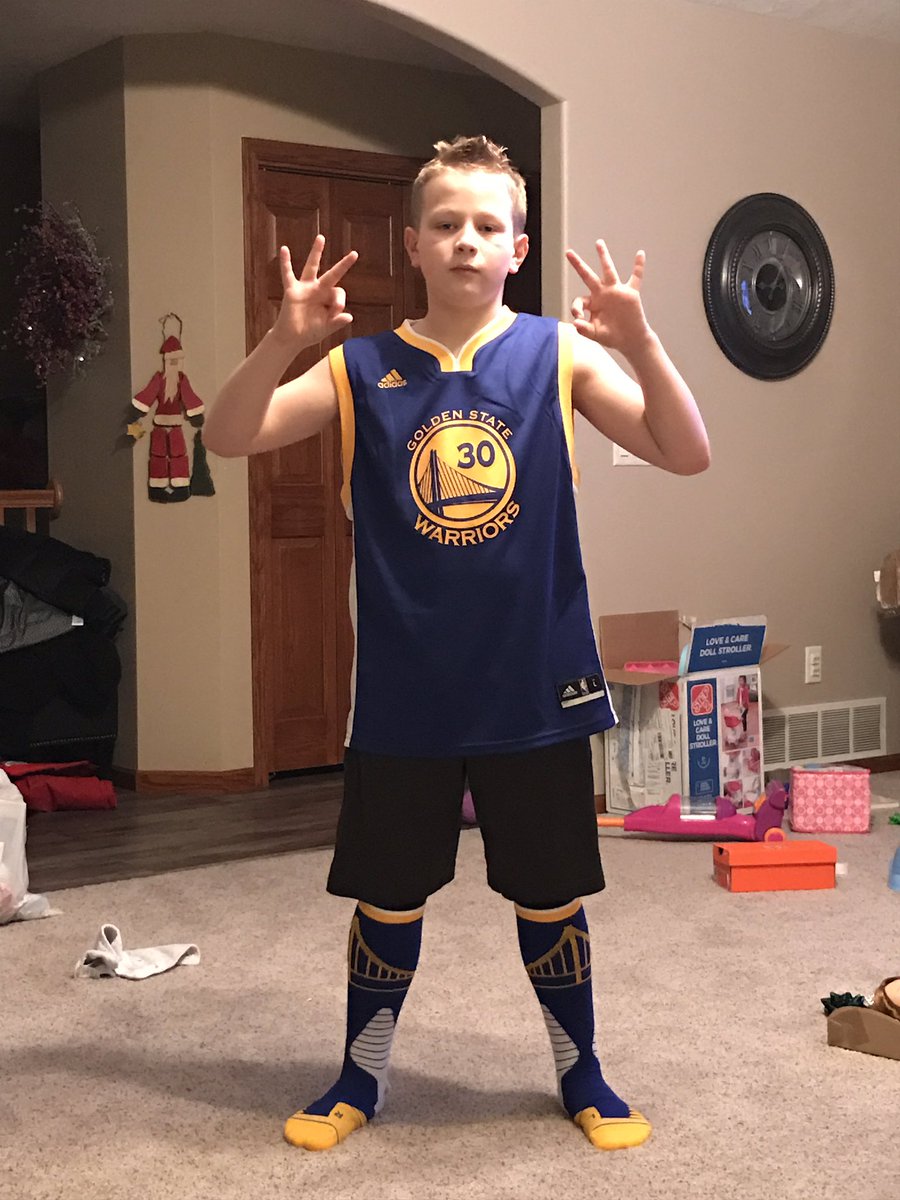 brady_larson35 tweet picture