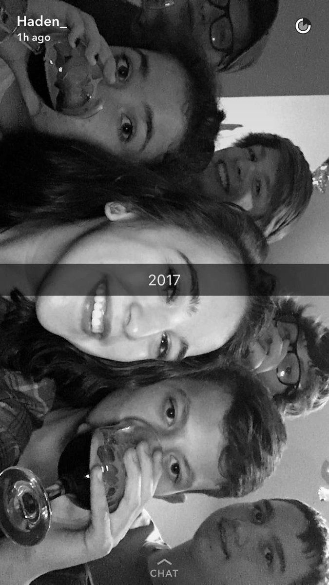 b_wiederman's tweet photo. happy new year from us!🍾@cheyennemills42 @paynekiller321 @haden_22 @SpinkTeddy https://t.co/Ak3naAx1jE
