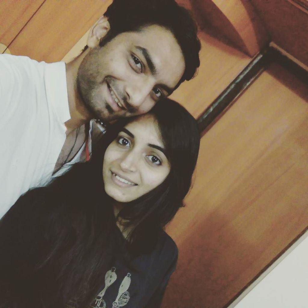 Yashdeepatel7's tweet photo. It's #black & #white start to the year #2017 ..... #firstpicoftheyear #firstpicof2017
As always.. In Love with Her⦠https://t.co/IReuyOTum6