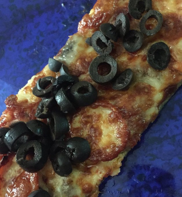 After drinking next day food. Yes I clearly like olives and I'm the only one in my fam so I got a bunch<a href="/tag/yum"class="tags"><span>#yum</span></a><a href="/tag/teatime"class="tags"><span>#teatime</span></a>