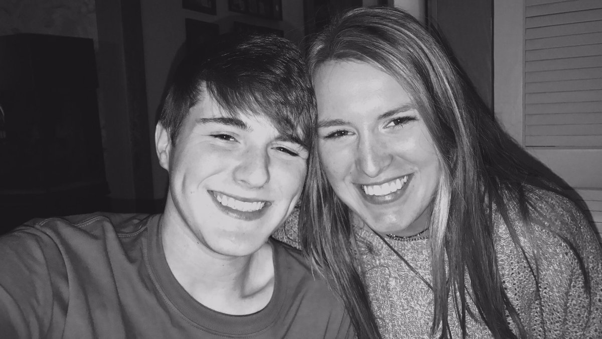 trey_neece's tweet photo. hello 2017 https://t.co/pgs3QU77zM