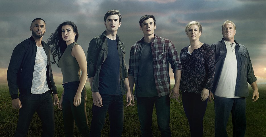 PLLonMax's tweet photo. Tonight’s a night you won’t want to miss! Catch the series preview of @BeyondTVSeries TONIGHT at 9/8c! https://t.co/nG9qY6hcum