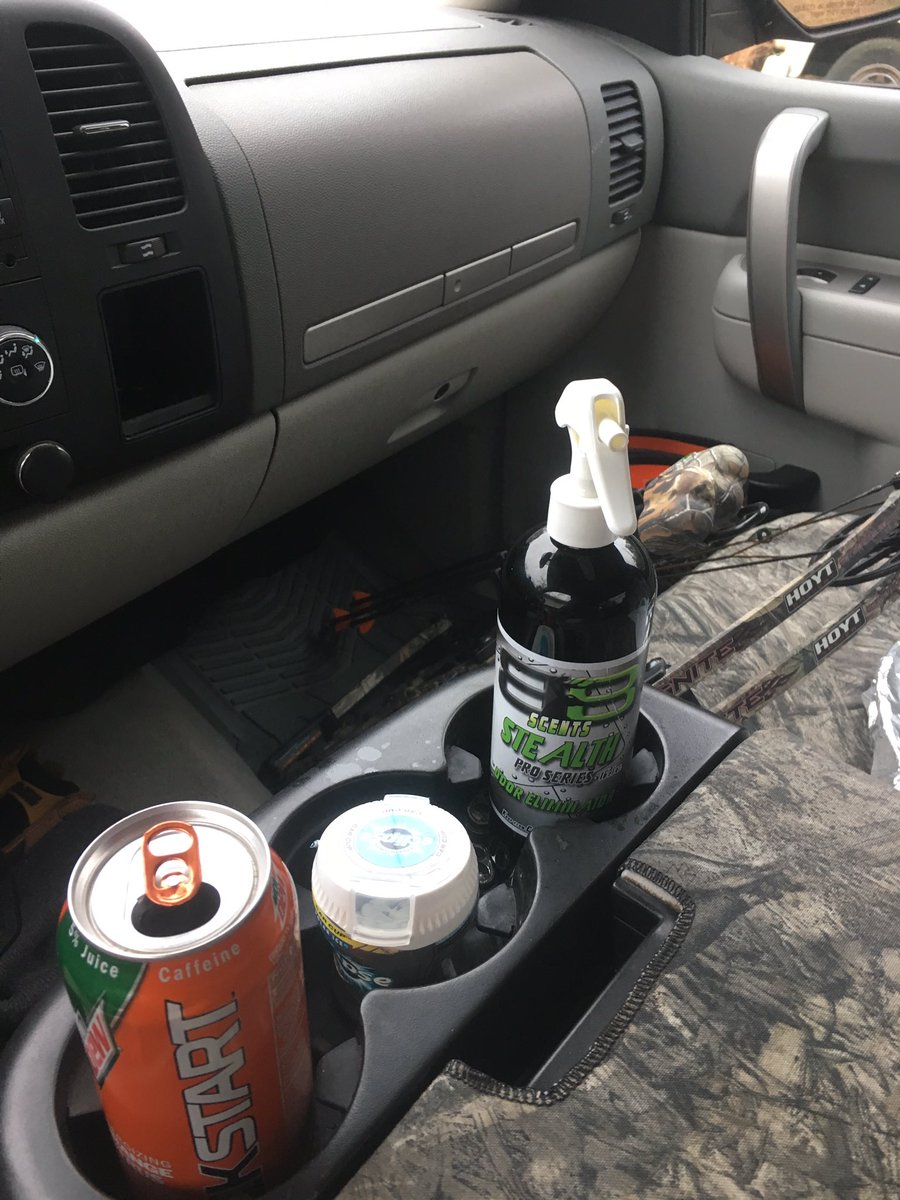 jmhester22's tweet photo. Late season arrow slinging #BigBucksWalking #HuntTN #BnBScents https://t.co/hO63wWWMKD