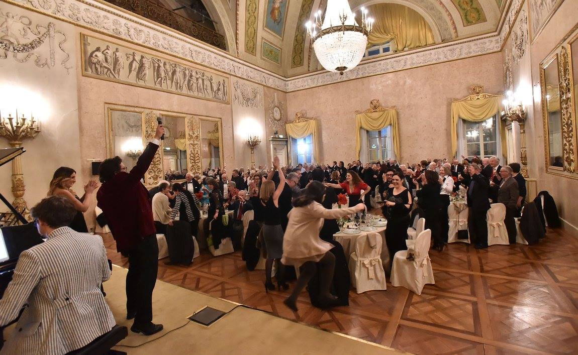 GALA DI CAPODANNO
#FABRIZIOMARIACARMINATI
#YOLANDAAUYANET
#MARTINABELLI, #ROSSANARINALDI
#PIETROPICONE
#FILARMONICAARTUROTOSCANINI