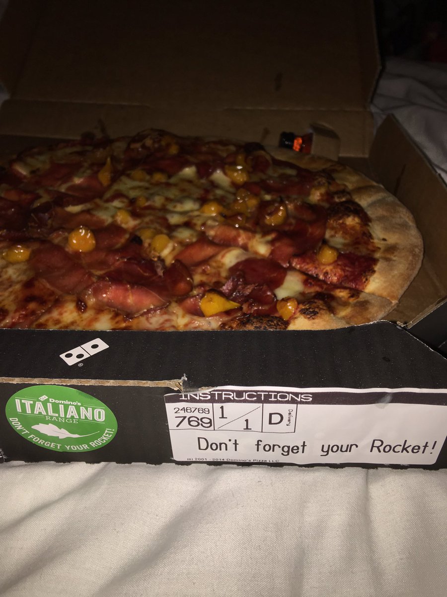 FiveYearTarget's tweet image. Hey @Dominos_UK... ironic that you tell me not to forget my rocket when it's your staff that can't seem to remember to include it 😂