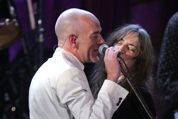 Watch Michael Stipe Sing \Happy Birthday\ to Patti Smith  