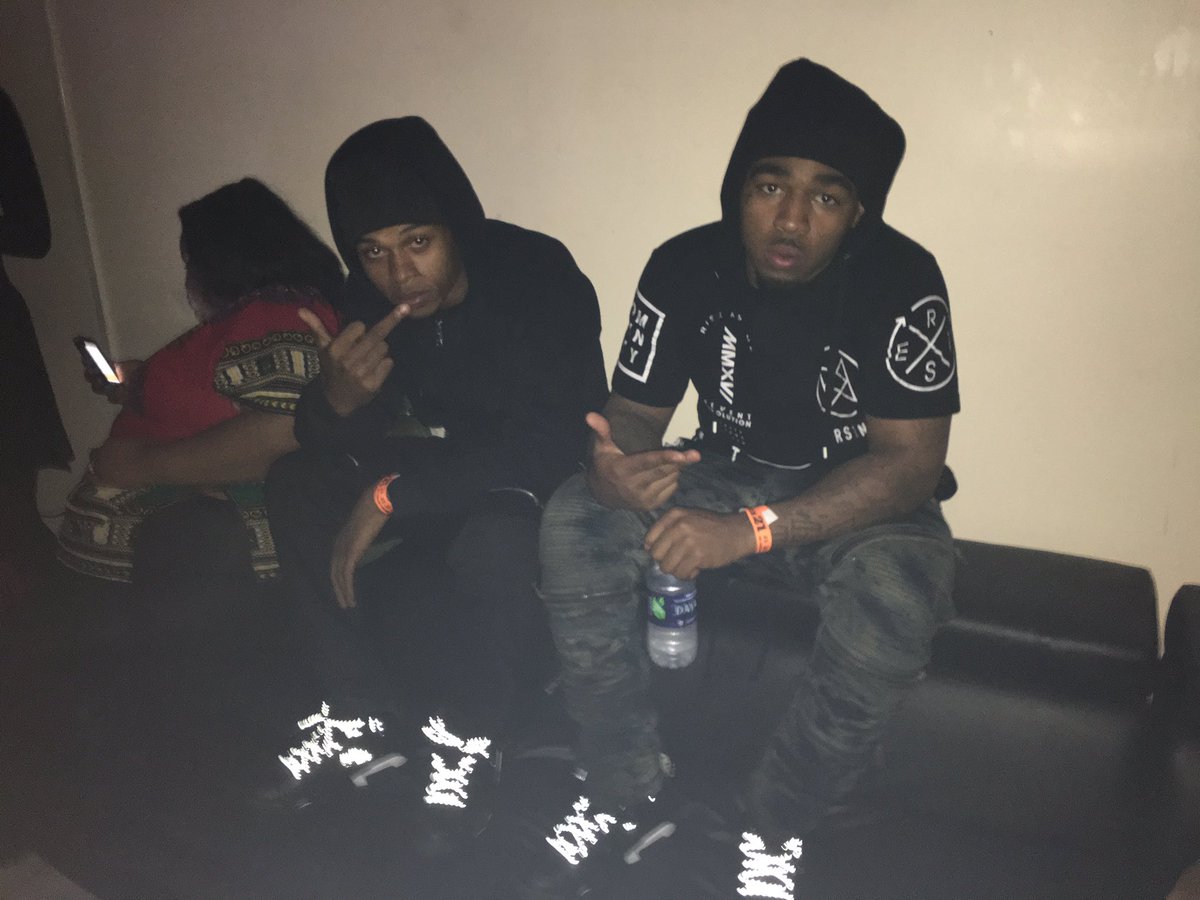 MoneybaggRod's tweet image. Dat way💰💰