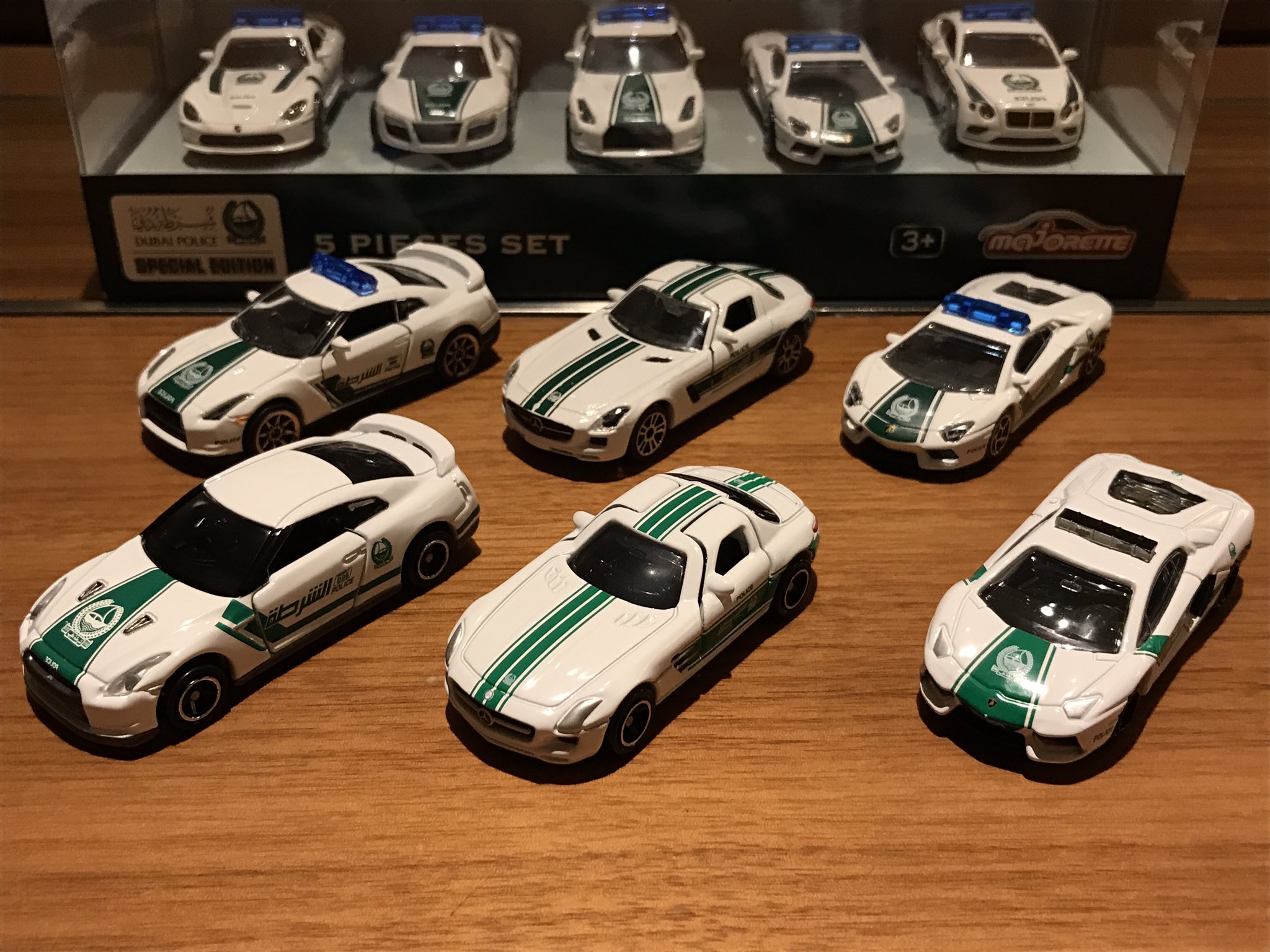 安い買付 マジョレット ミニカー ドバイ警察仕様車 5種セット
