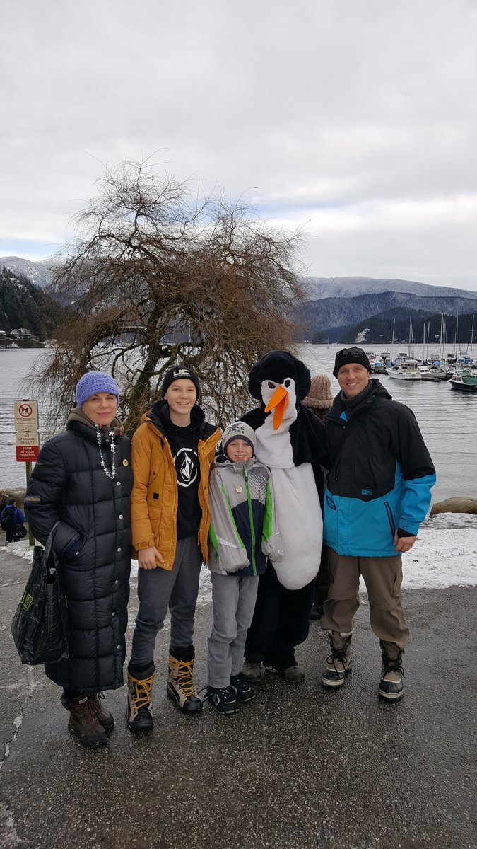 blaine_magee's tweet photo. 2017 Penguin Plunge #Deepcove #happy2bealive https://t.co/b6Pjahry3F