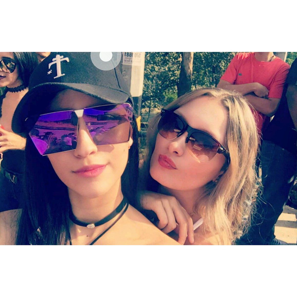AlejaArango4's tweet photo. @MarianaTGmz la lidiosa 💙🙋 https://t.co/X9YBiBIirm