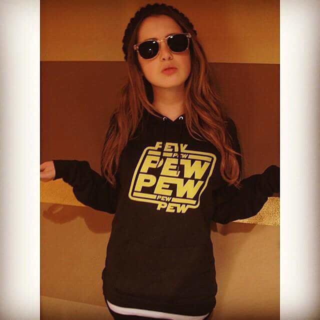 aa_kkm's tweet photo. 🌈#DisneyChannel好きな人RT
💗#R5好きな人RT
📛#画像の中に好きなのある人RT
💋💄#VoteDoveCameron
🇺🇸#海外好きな人RT 
🎸#VoteRossLynch 
🎤#洋楽好きな人RT https://t.co/0av32TvTpB