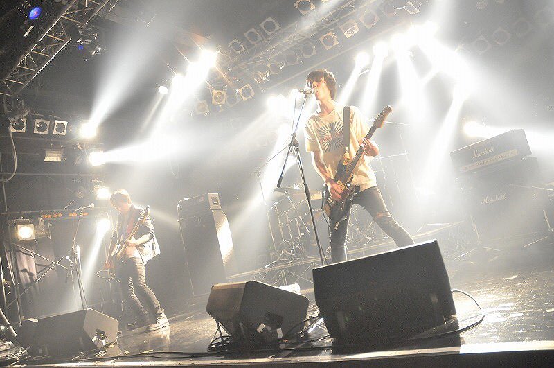 flyingwhale7's tweet photo. 20161230ビッツホールにて
CHILDRUG さん(・ω・)③

@CHILDRUG 
#歌に��つわるエトセトラ https://t.co/Yoj4sFlyXL