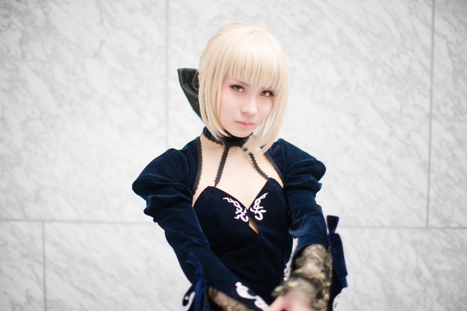 コスプレイヤーイズ氏のTwitter画像20
